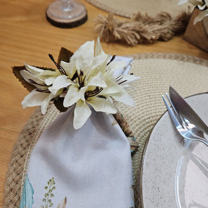 Maison Charlo Set of 4 Off White Lilies Charm Flower Napkin Rings
