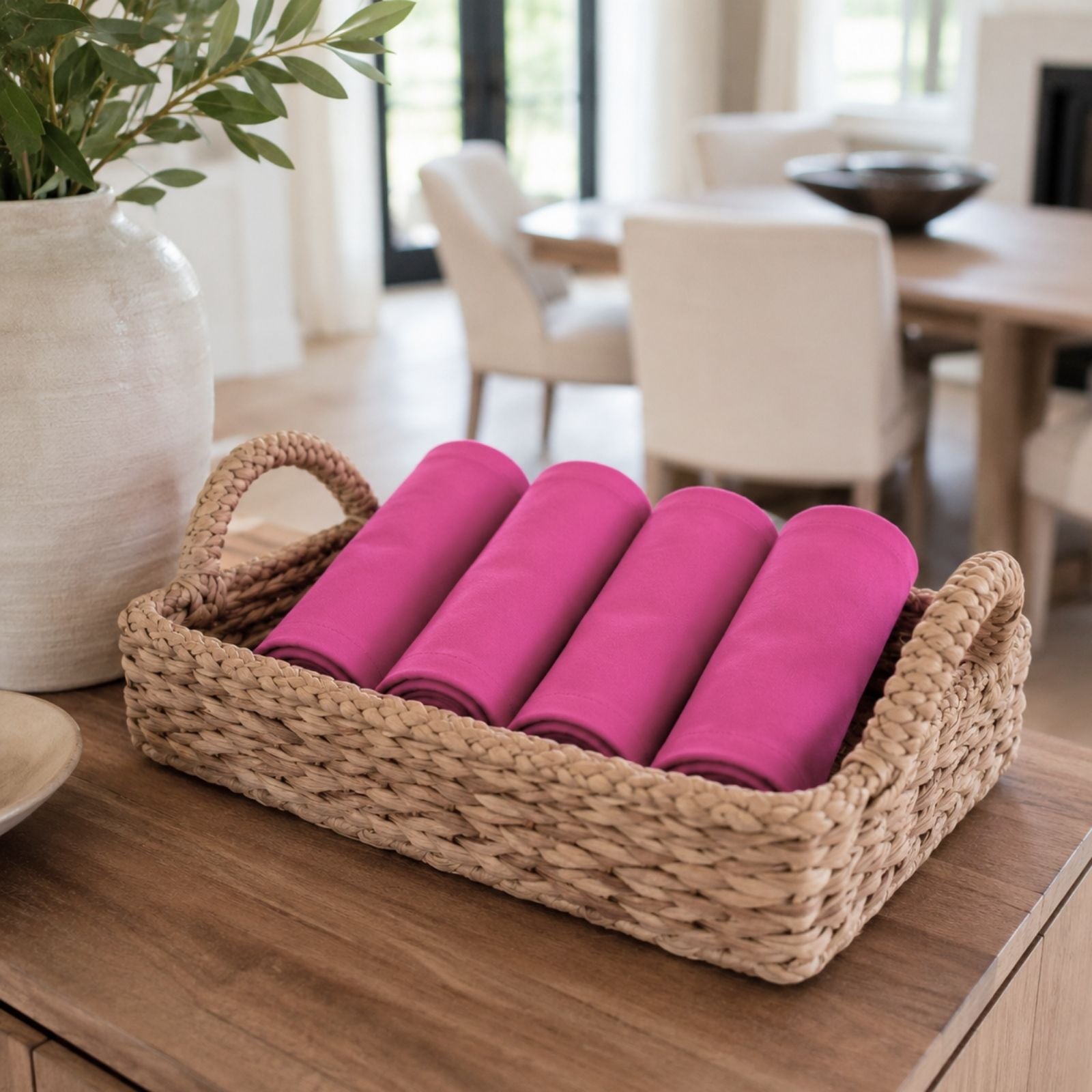 Charlo's Set of 4 Pink Fucsia 100% Cotton Solid Cloth Napkins 15