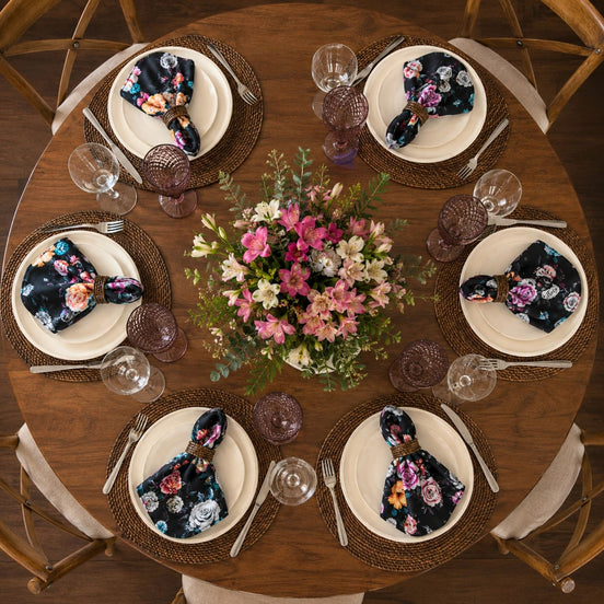 Charlo's Cloth Napkins Set of 4 Night of Roses Black 16" by 16"