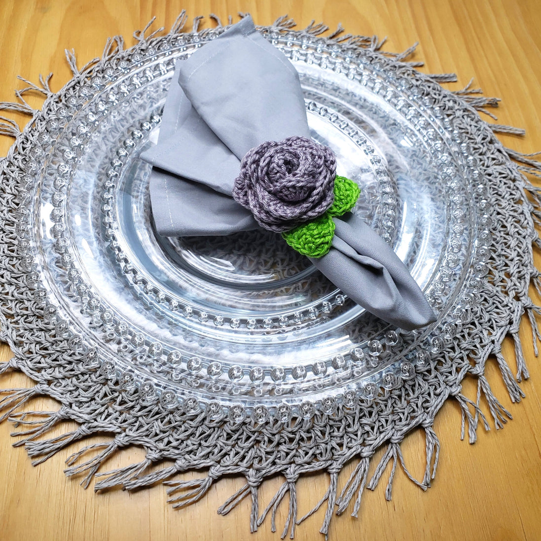 Charlo's Set of 4 Grey Crochet Rosebud Napkin Rings, High Quality Products, handmade, gifts,