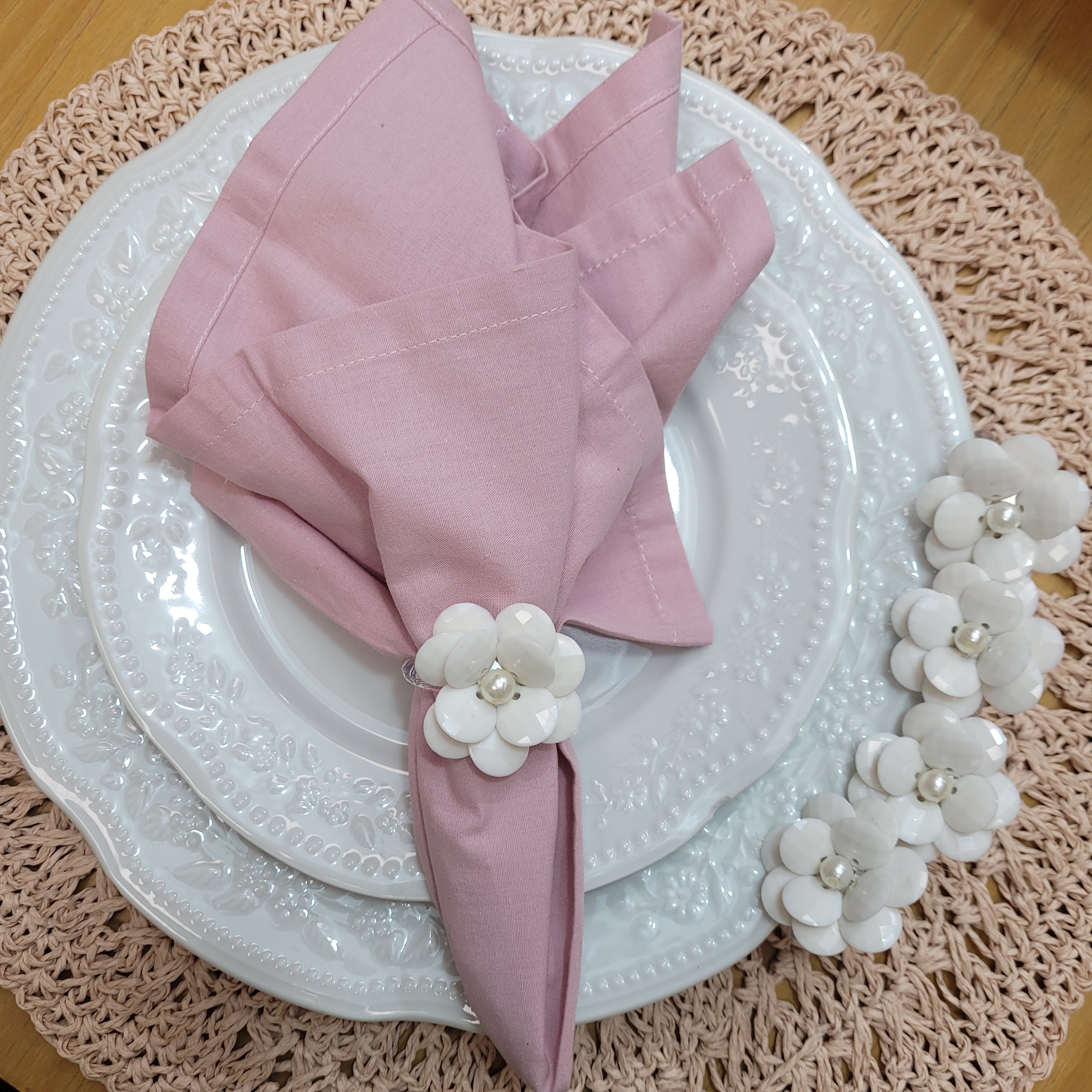 Maison Charlô | Conjunto de 4 Anéis de Guardanapo Delicados com Flores | Casamento, Ação de Graças, Natal, Ano Novo, Casamento, Banquete, Aniversário