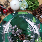 Conjunto de 4 capas para jogo americano redondas, em tecido, Estampa Árvore de Natal Verde, 35,5 cm de diâmetro | Verde