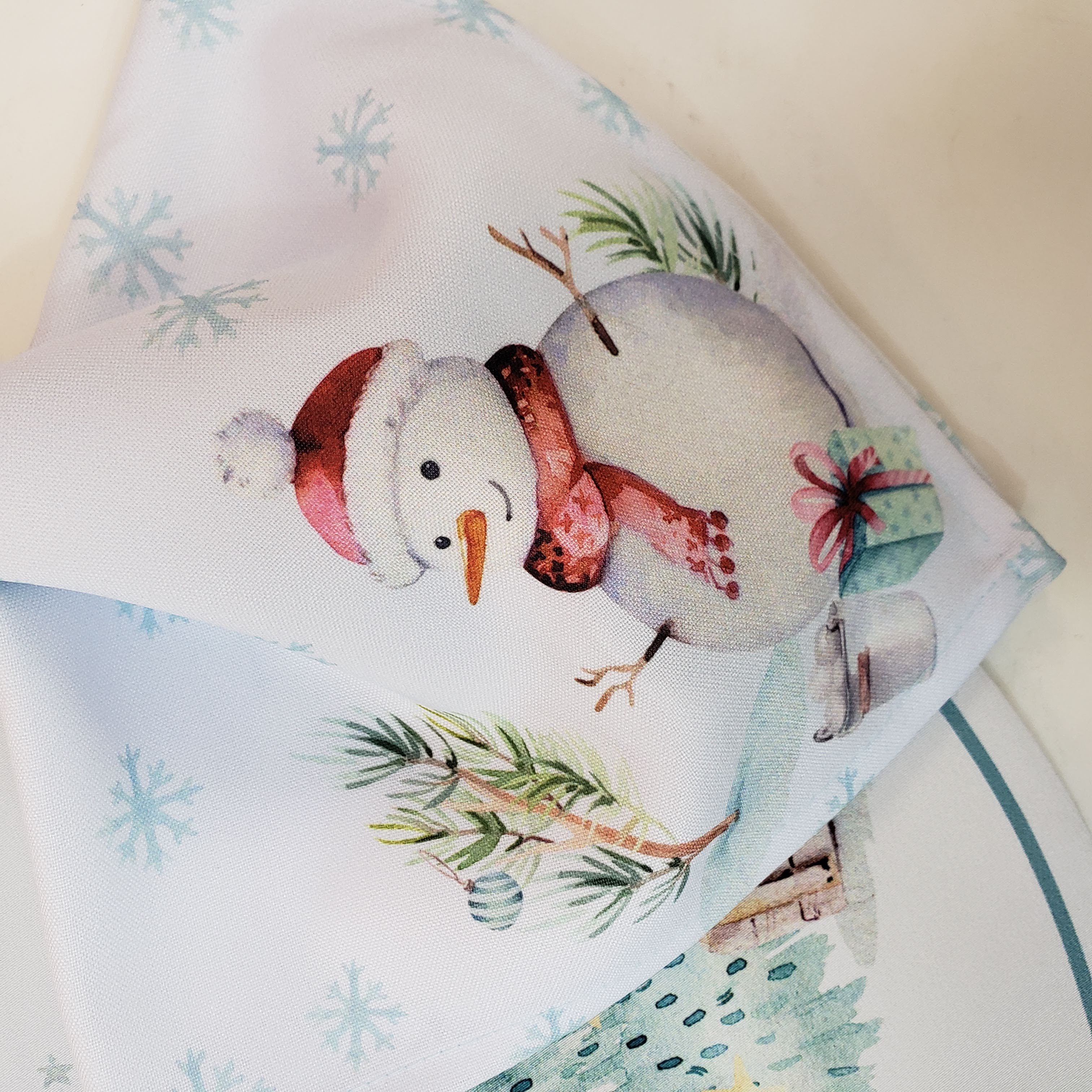 Charlo's Cloth Napkins Set of 4 Christmas Snowman 16