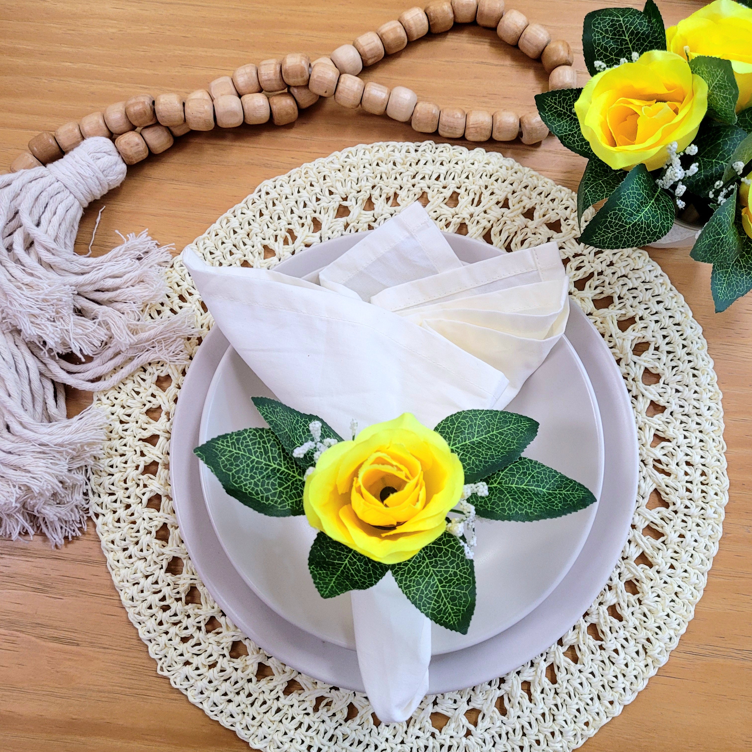 Charlo's Set of 4 Off White Sustainable Rustic Chic Round Placemats 16