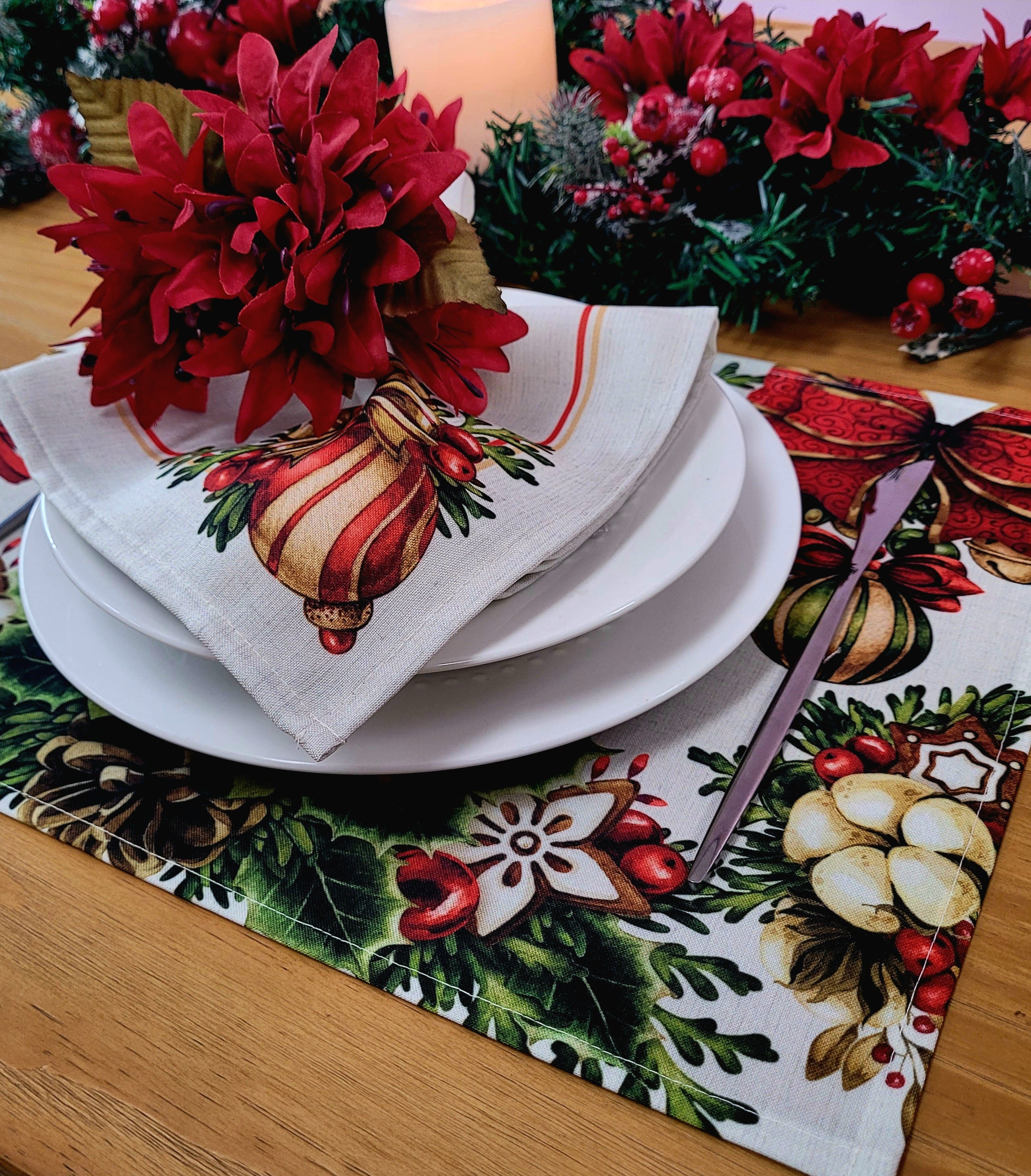 Set of 4 Placemats Christmas Party Wreath Cloth Waterproof 17