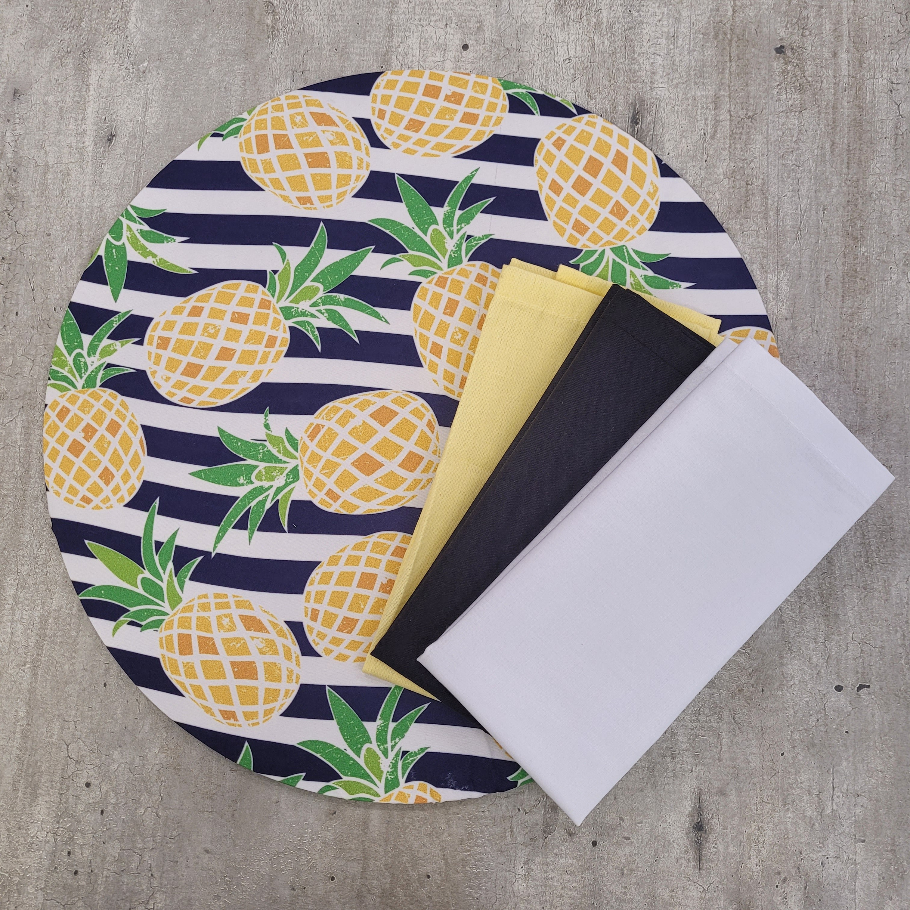 Charlo's Set of 4 Yellow 100% Cotton Solid Cloth Napkins 15