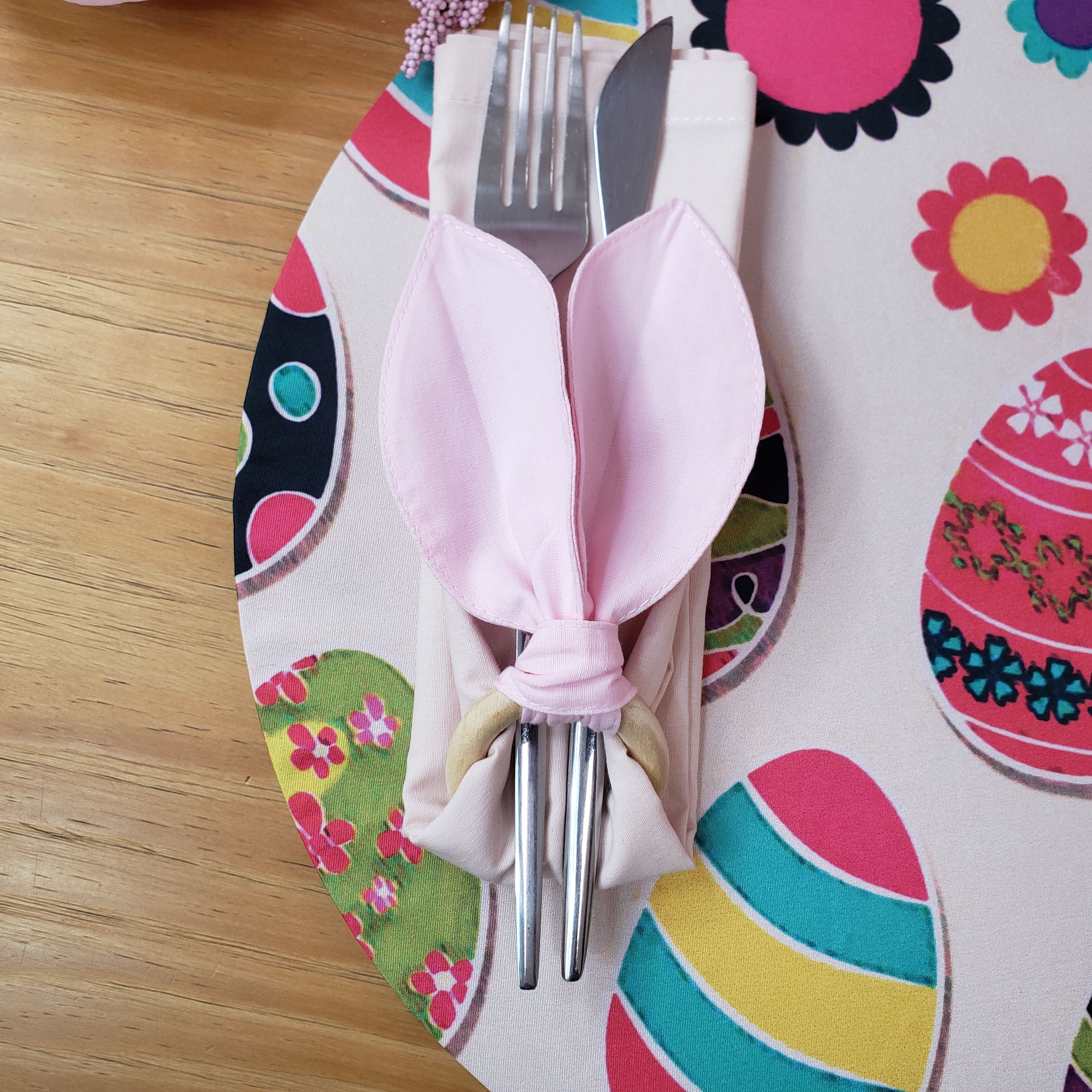 Set of 4 Easter Easter Eggs Covers for Round Placemats 14