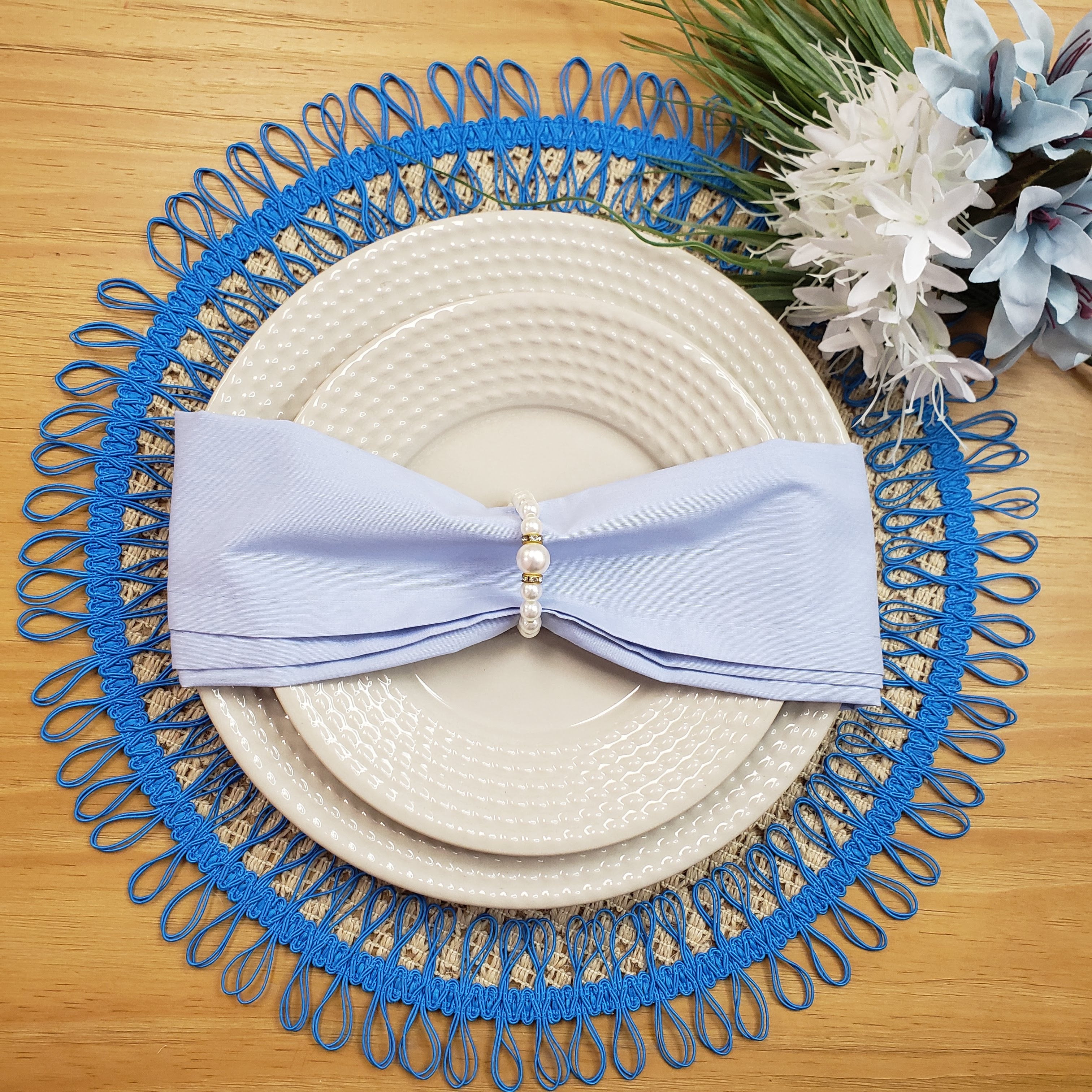 Charlo's Set of 2 Blue Sustainable Brazilian Jute Liz Round Placemats Sousplat 16