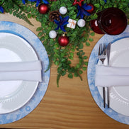 Conjunto de 4 Protetores de Jogo Americano Redondos Temáticos de Natal Touca de Papai Noel de Pano 35,5 cm Diâmetro - Azul