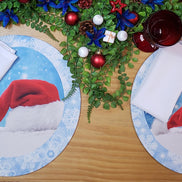 Conjunto de 4 Protetores de Jogo Americano Redondos Temáticos de Natal Touca de Papai Noel de Pano 35,5 cm Diâmetro - Azul