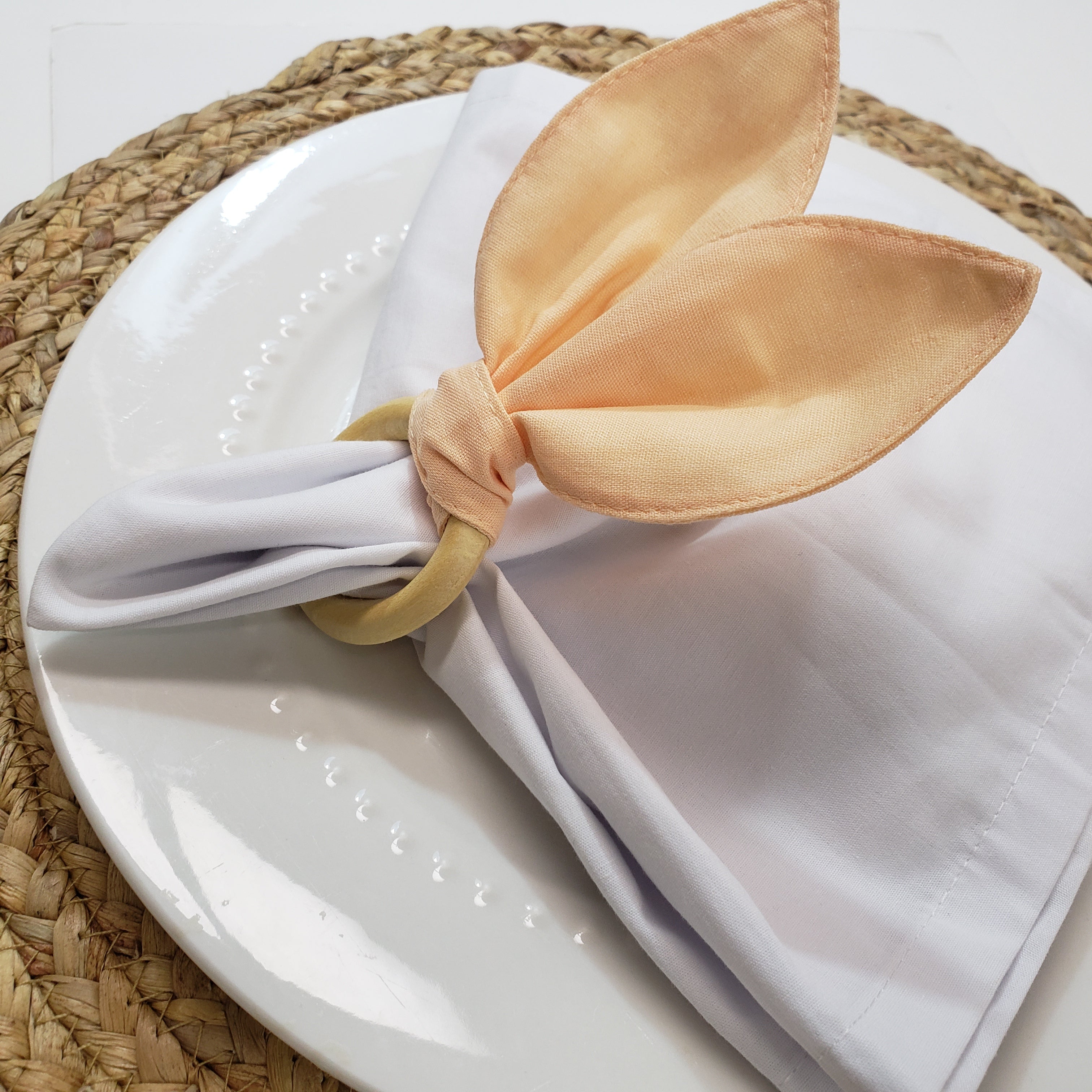 Maison Charlo | Jogo de 4 Anéis de Guardanapo Orelhas de Coelho Macaron Bege Páscoa | Decoração de Mesa de Jantar