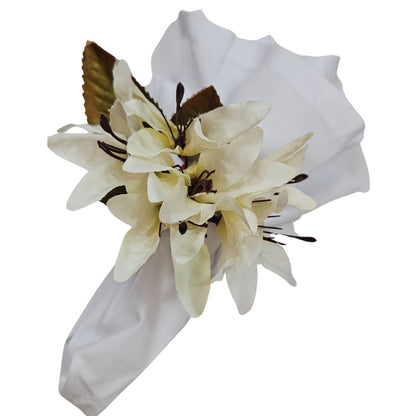 Maison Charlo Set of 4 Off White Lilies Charm Flower Napkin Rings