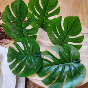 Charlo's Set 4 Green Monstera Leaf Tropical Napkin Rings Ecofriendly Pack for dining table decor
