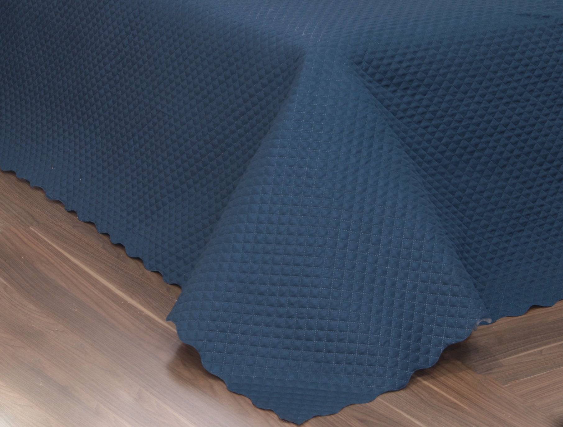 Kit Cobreleito Queen Clássico 3 Peças Rosa Matelado Microfibra 240x250 cm