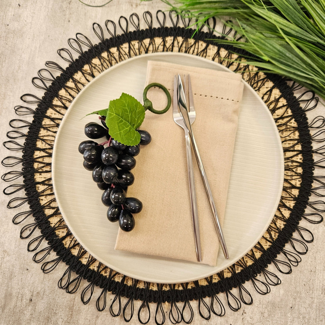 Maison Charlo | Set of 4 Grape Victoria Purple Prime Party Napkin Rings for thanksgiving, events, party, wedding