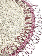 Jogo de 2 Sousplats de Juta Brasileira Sustentável Redondos Liz Bege Rosado 40cm diâmetro Charlo