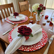 Anéis de guardanapo Maison Charlo, conjunto com 6, em formato de botões de rosa vermelha colombiana, para decoração de mesa de jantar