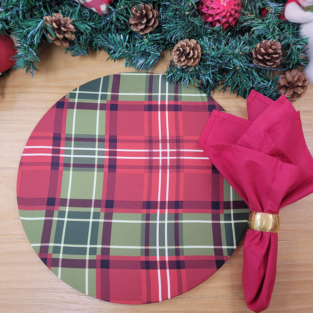Conjunto de 4 capas de lugar-americano redondas xadrez natalino 35,5 cm diâm. | Vermelho