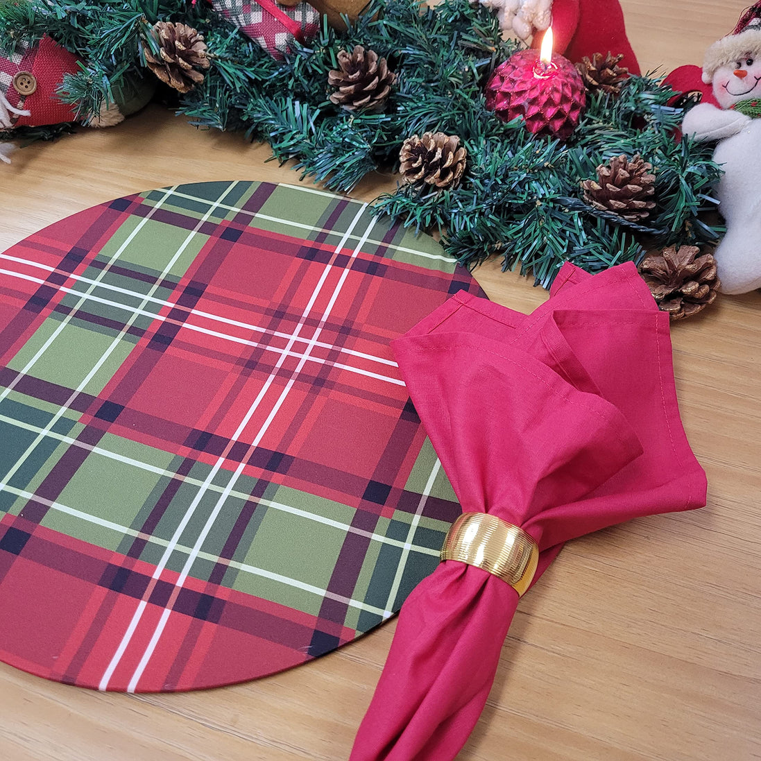 Conjunto de 4 capas de lugar-americano redondas xadrez natalino 35,5 cm diâm. | Vermelho