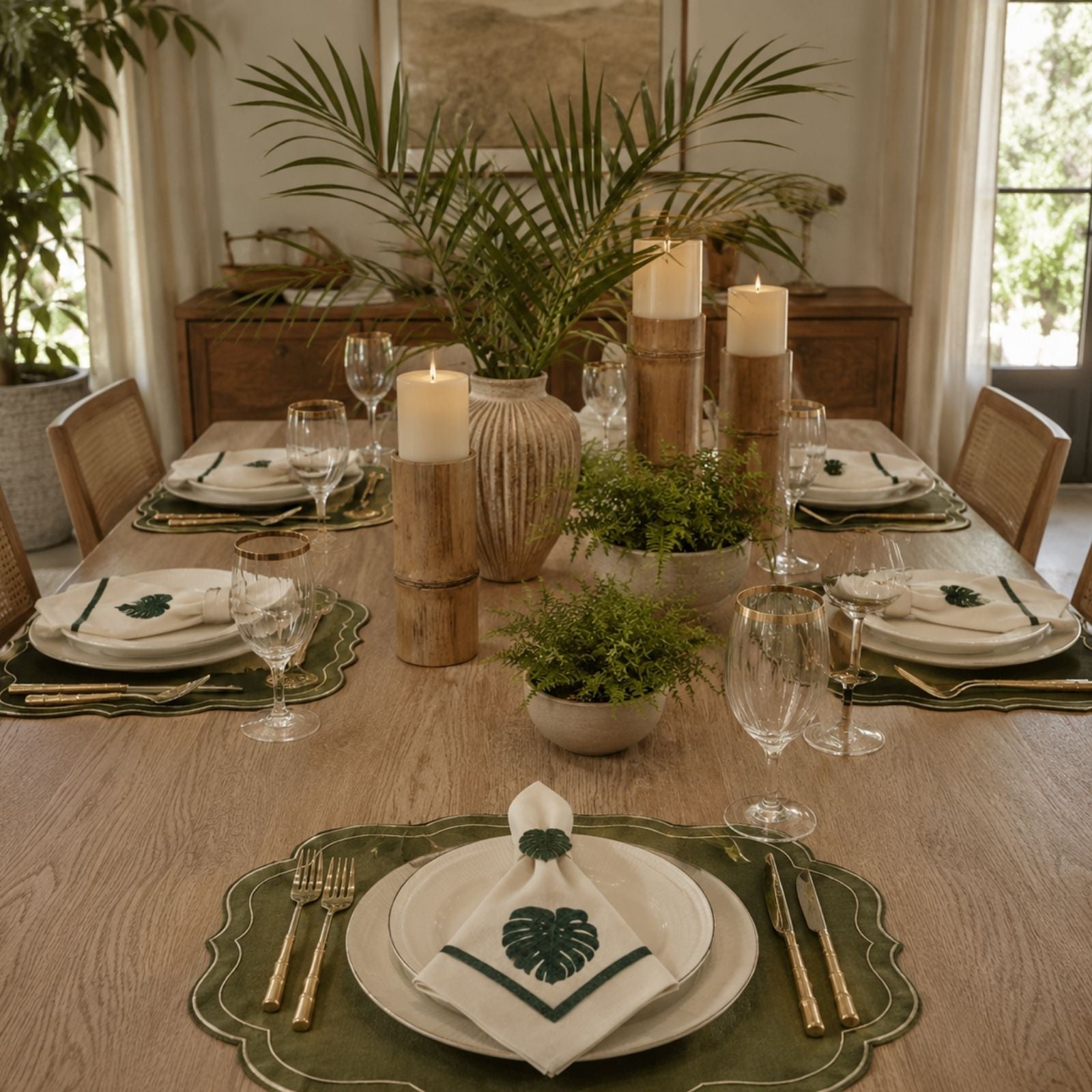 Charlo’s Set of 4 Cloth Napkin Minimalist Monstera 18