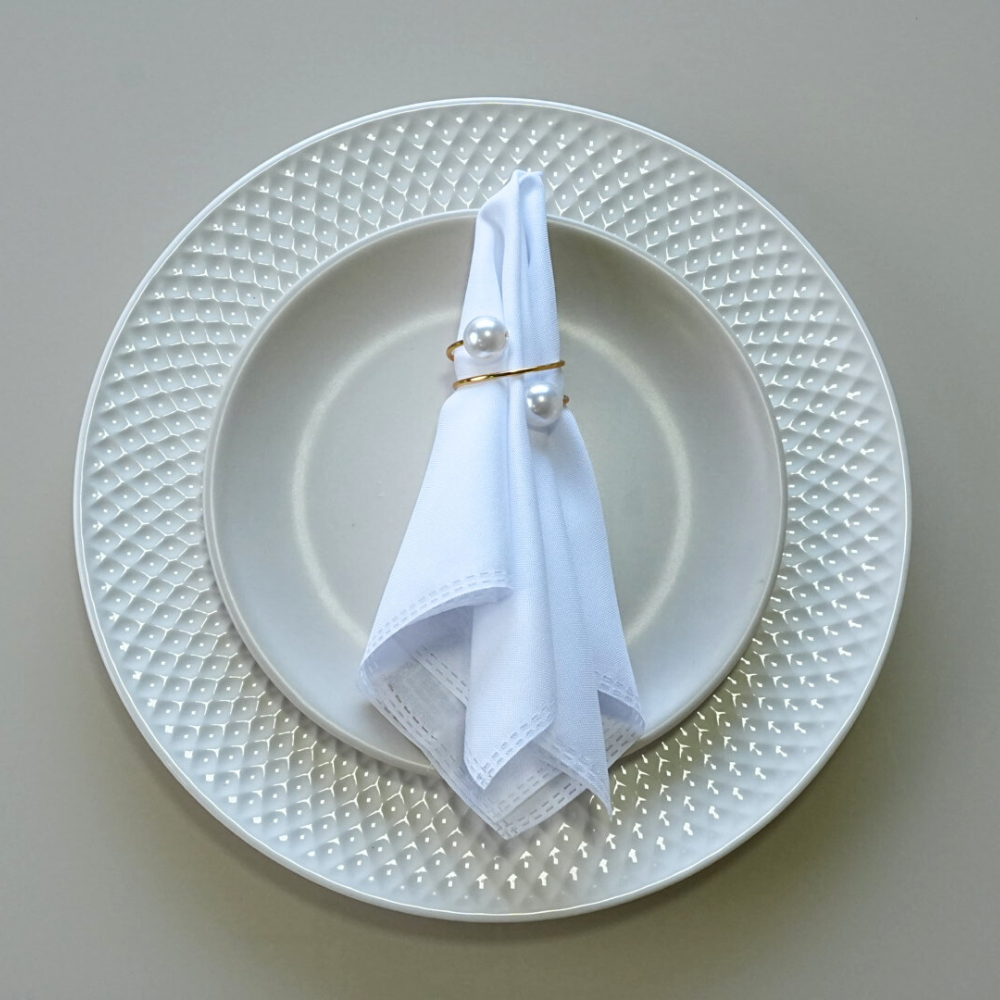Set of 6 Double Wrap Pearl Napkin Rings – 1.8 x 1.8 in Elegant Table Decor