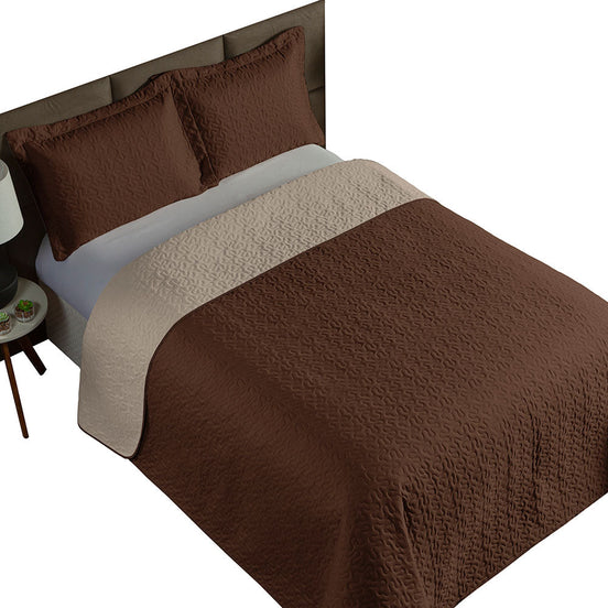 Queen Bedspread Set 3 Pieces Clara 102.4 x 94.5 in – Soft 100% Polyester Bedding