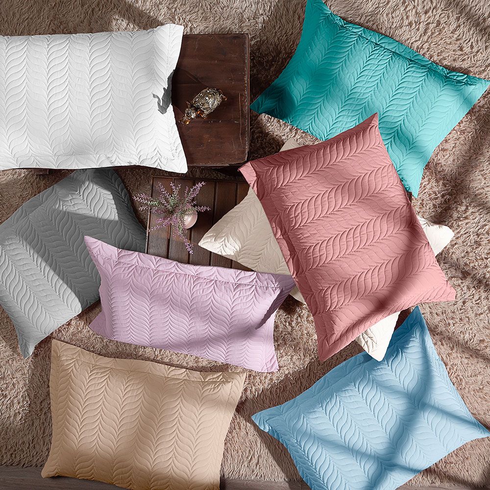 Quilted Pillow Sham 27.6 x 19.7 in with Zipper – 150 Thread Count Cotton Percale Soft Cover