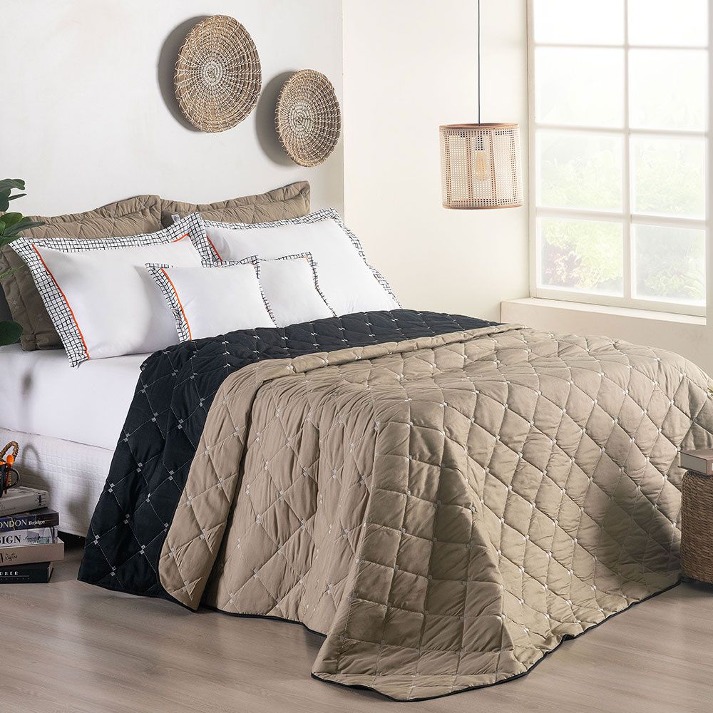 Queen Coverlet Set 7 Piece Reversible Embroidered Bedding – Renove 400 Thread Count