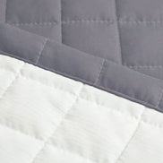 King Bed Runner Quilted 94.5 x 26 in – Microfiber Decorative Bedding