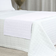 King Bed Runner Quilted 94.5 x 26 in – Premium Microfiber Decorative Bedding