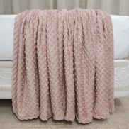 Fleece Blanket Queen 86.6 x 94.5 in – Soft Plush Throw with Bubble Texture