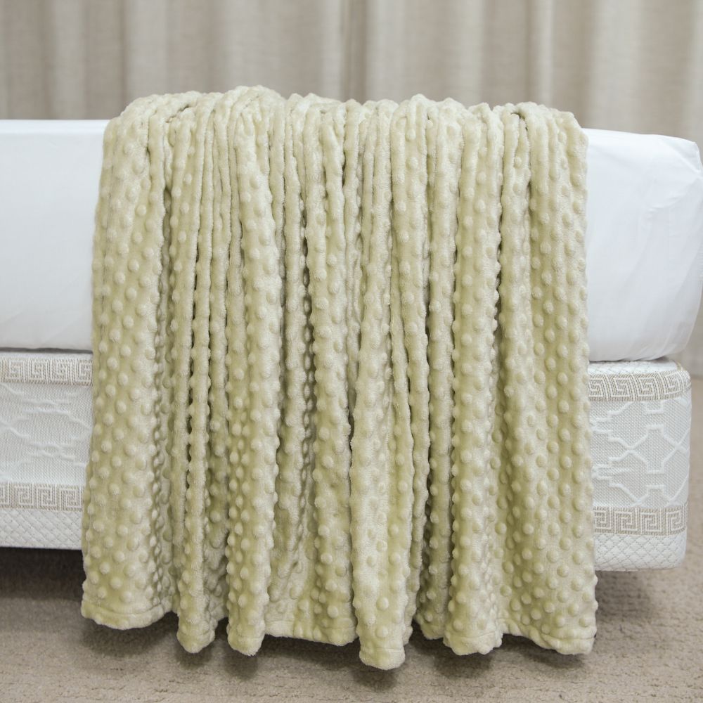 Fleece Blanket Queen 86.6 x 94.5 in – Soft Plush Throw with Bubble Texture