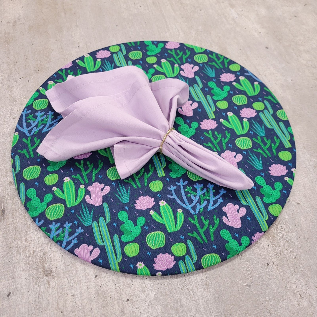 Charlo's Conjunto de 4 Capas de Sousplat Redondas Cacto Rosa Verde 14 pol. Diâmetro