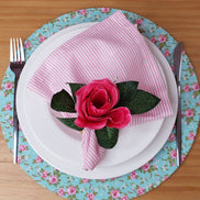 Charlo - Kit com 4 Capas de Sousplat Redondas 35,5 cm Diâmetro Floral Verde-Água