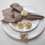 Maison Charlô | Conjunto de 4 Anéis de Guardanapo Delicados com Flores | Casamento, Ação de Graças, Natal, Ano Novo, Casamento, Banquete, Aniversário